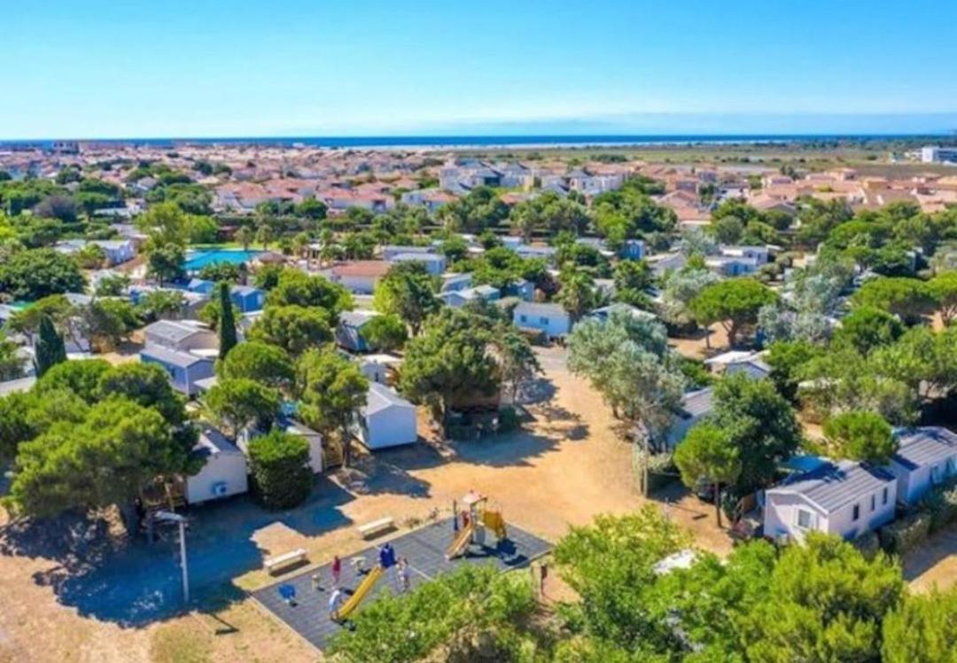 Les Mobil Homes De Naka, Une Entree Gratuite Pour La Reserve Africaine Port-la-Nouvelle Bagian luar foto