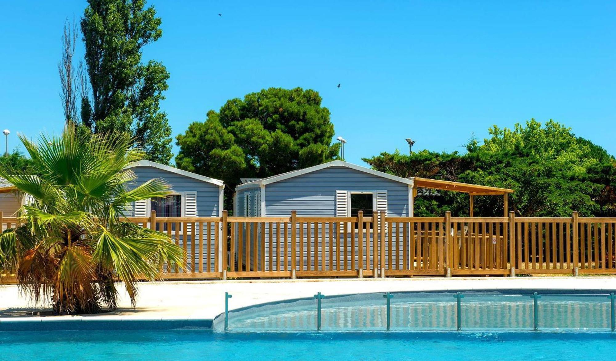 Les Mobil Homes De Naka, Une Entree Gratuite Pour La Reserve Africaine Port-la-Nouvelle Bagian luar foto